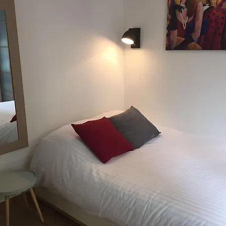 Apartment Paris Center 3 * Párizs